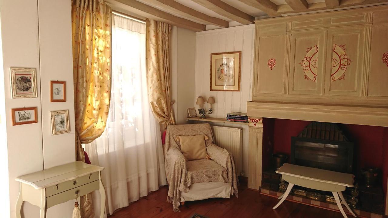A L'Ombre Du Tilleul Apartment Giverny Exterior photo