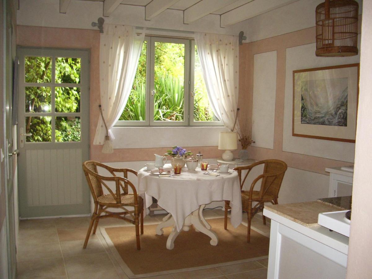 A L'Ombre Du Tilleul Apartment Giverny Exterior photo