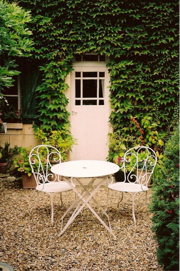 A L'Ombre Du Tilleul Apartment Giverny Exterior photo