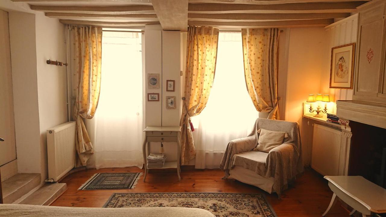 A L'Ombre Du Tilleul Apartment Giverny Exterior photo